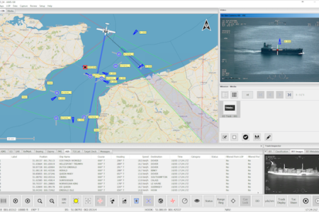 Diamond DA42 screenshot flying over English Channel